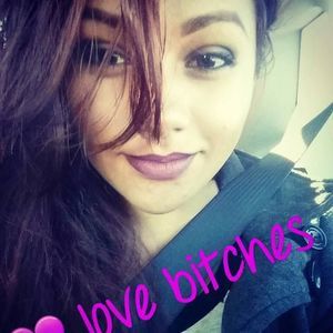 Meet your Posher, Lilly