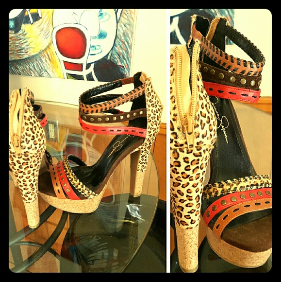 Sandal