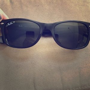 Authentic Ray Ban Sunglasses!!😎🕶✨