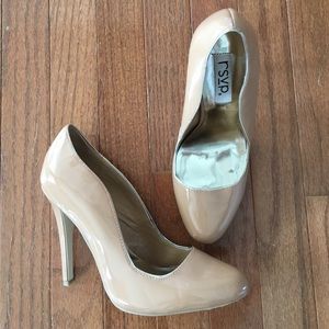 Tan patent heels- Size 8