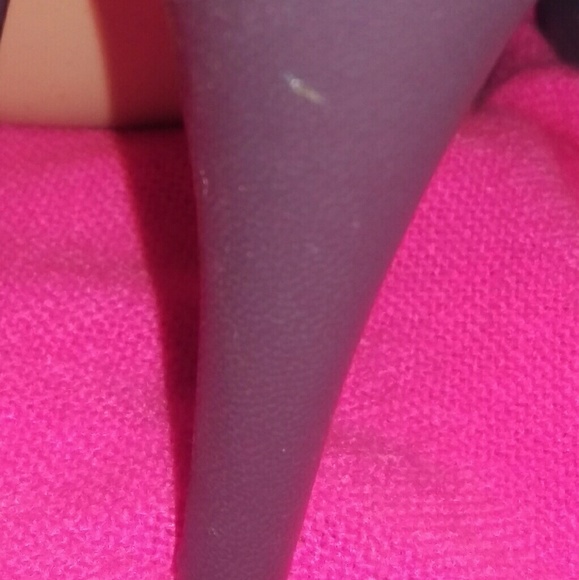 Shoes - Picture 2 of 4