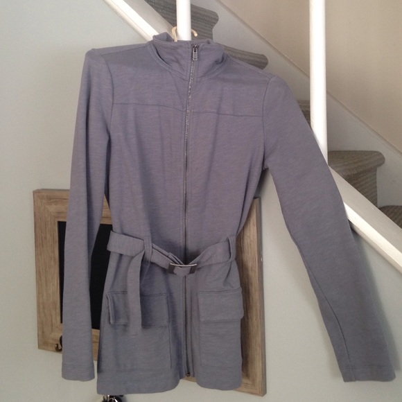 Banana Republic Jackets & Blazers - Reduced! Banana Republic light weight jacket