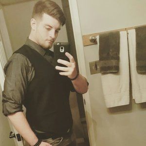 Meet your Posher, Travis