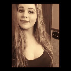 Meet your Posher, Alissa