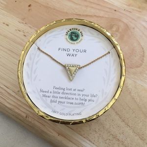 Sea La Vie Find Your Way necklace
