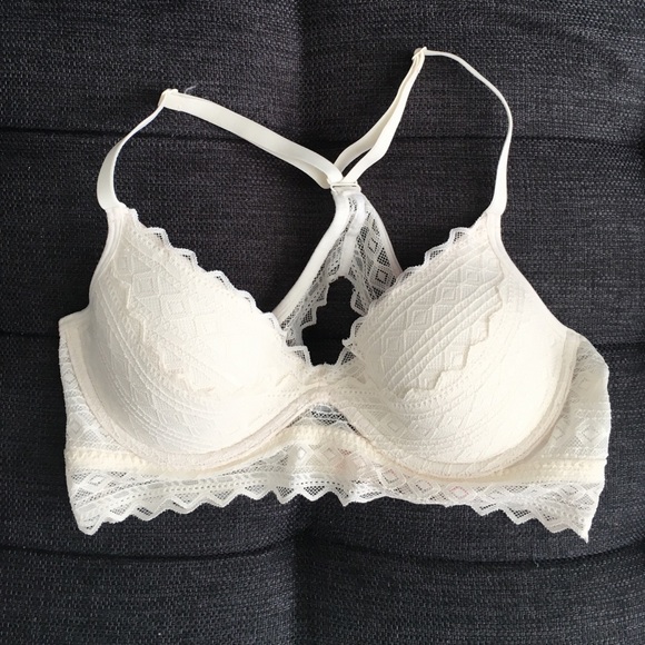 VS Pink Lace Bra