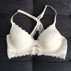 VS Pink Lace Bra