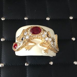 Kenneth Jay Lane Cuff