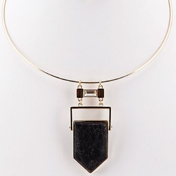 Jewelry - GOLD MARBLE CRYSTAL PENDANT NECKLACE EARRING SET