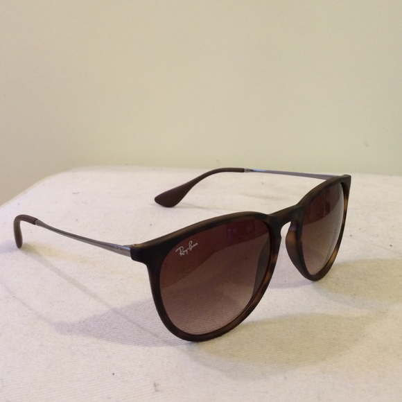 Ray-Ban Vintage Inspired Round Erika Sunglasses