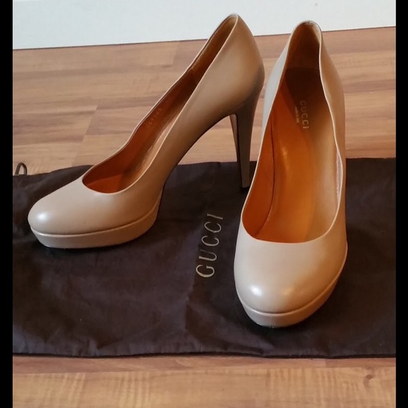 Gucci Shoes - Gucci Betty Platform Pump Nude Size 40
