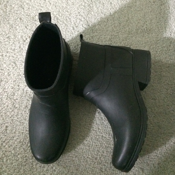 Black Rubber Booties