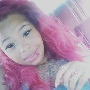 Meet your Posher, Tiffany