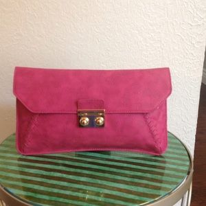 Fuchsia Clutch