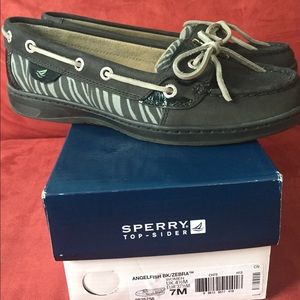Sperry Angelfish slip-on boat shoes. Almost new!