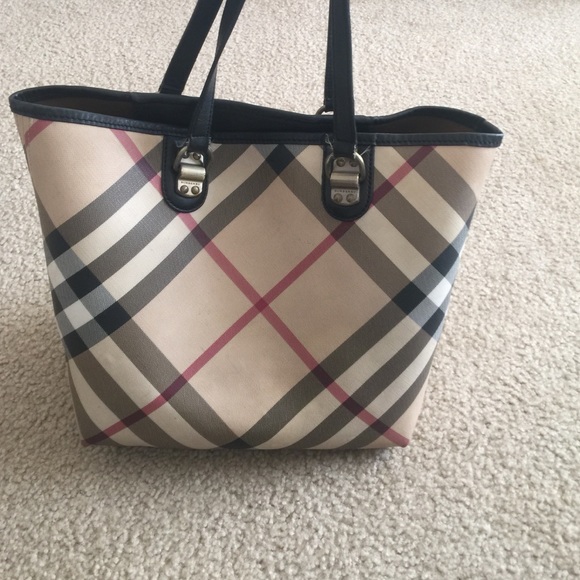 burberry it bag