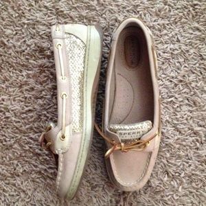 [Sperrys] RESERVED FOR @ugh_sara