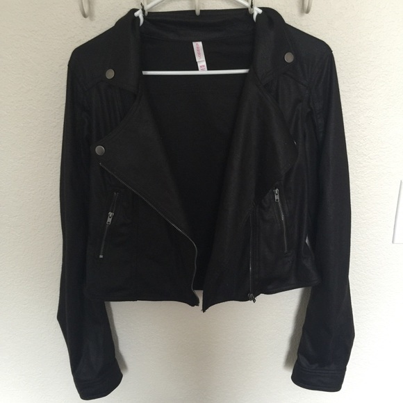 Exhilaration black jacket