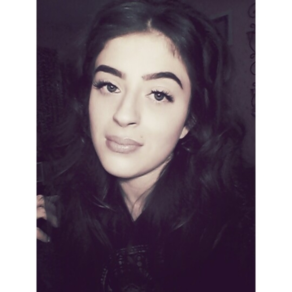 Meet your Posher, Alyssa