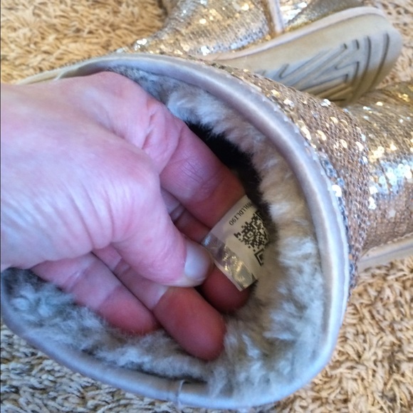 Ugg Boots - Picture 2 of 3