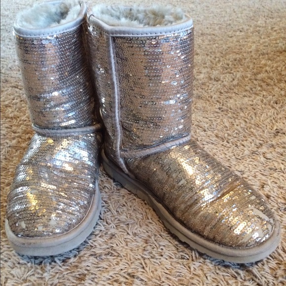 Ugg Boots - Picture 3 of 3