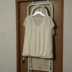 Beautiful ivory top NWOT