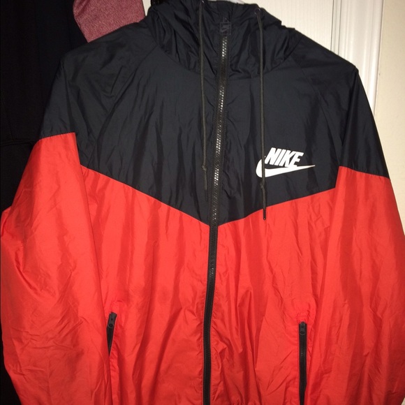 Nike windbreaker