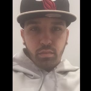 Meet your Posher, Yamil omar