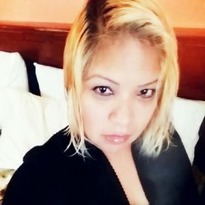 Meet your Posher, Ely