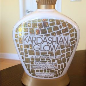 Kardashian Glow Iced Bronzer