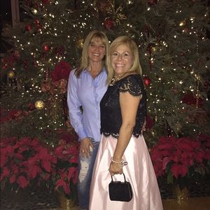 Meet your Posher, Ada