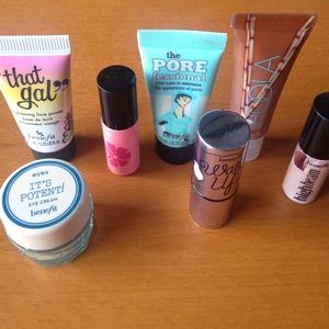 Mini benefit travel makeup