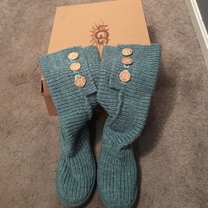 Ugg Classic Cardy boot in turquoise size 7