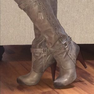 Beautiful Gianni Bini Knee High Boots