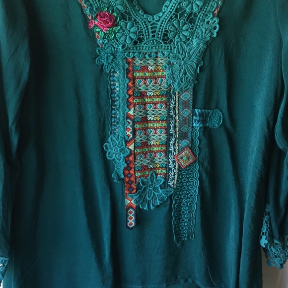 Johnny Was tunic 🌺🌺🌺🌺🌺 - Picture 3 of 4