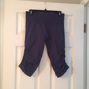 Lululemon In the Flow crop