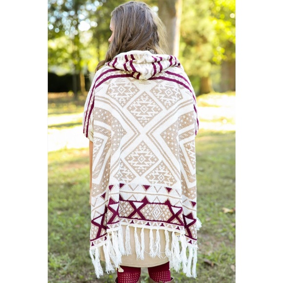 BRAND NEW Let's Get Lost Cardigan- Latte - Picture 2 of 3