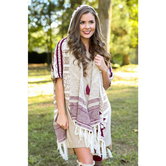 BRAND NEW Let's Get Lost Cardigan- Latte - Picture 3 of 3