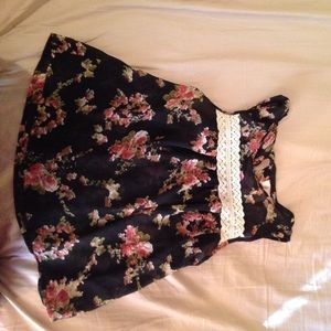 Band Of Gypsies Floral Flowy Tank Too