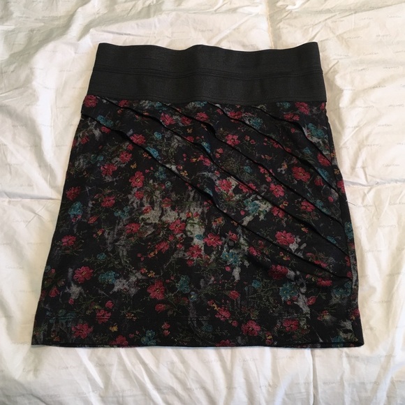 Floral pencil skirt