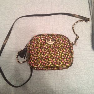 Betsey Johnson Betseyville crossbody