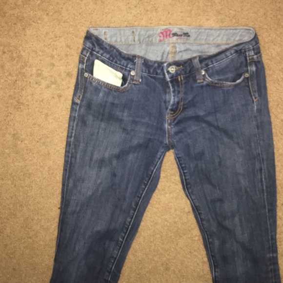 1 HR SALE ✨ MISSME SKINNY JEANS ✨