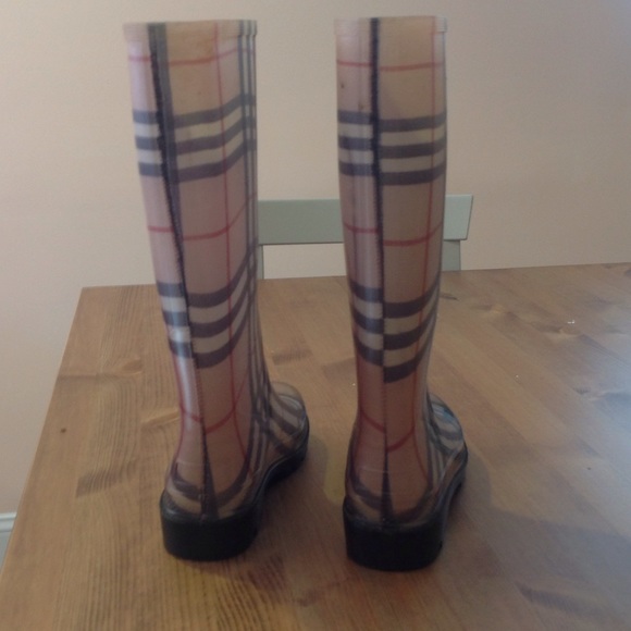 SOLD!!!✅🤑Rubber tall boots - Picture 2 of 4