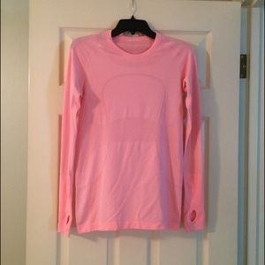 Lululemon long sleeve shirt