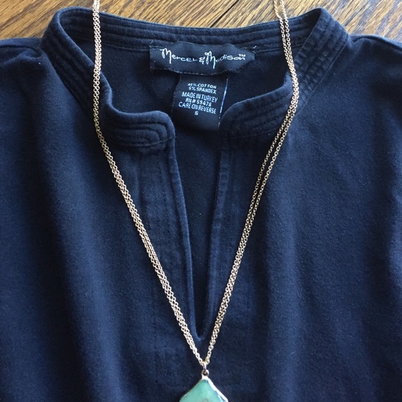 🍳Black Sleeveless Blouse - Picture 2 of 3