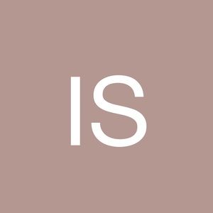 Meet your Posher, Ieisha