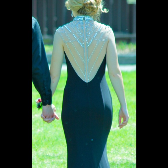 PROM DRESS - Picture 1 of 4