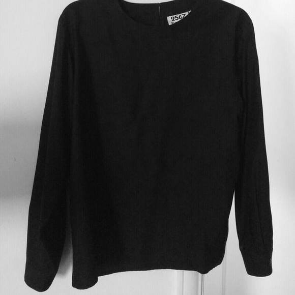 100% matte silk poplin top