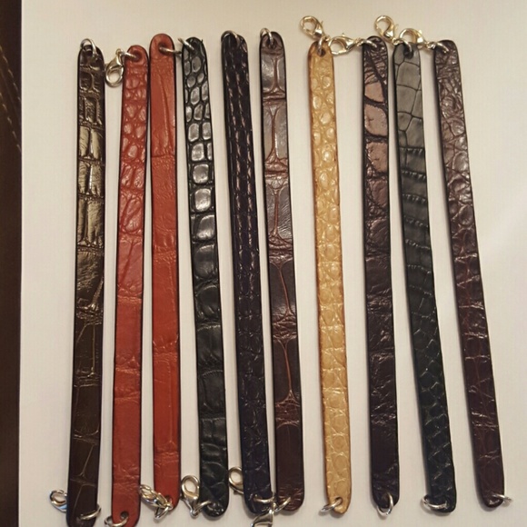 15$ EACH Authentic Alligator Skin Braclets - Picture 1 of 1