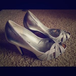 Silver and glitter dress heels